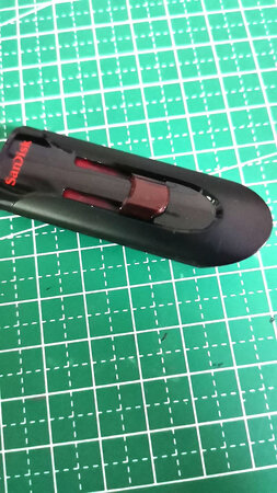 外观材质：很好看的很不错的很喜欢的
传输速度：很不错的很快的速度与使用体验是这样的啦
体积容量：好的好的好的好的好的
