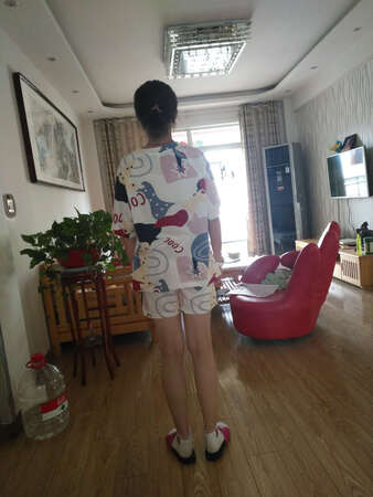 衣服不错，尺寸质量都还好