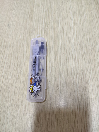 买了N多次，全班统一一个品牌，另外一个款式是买给自己用的