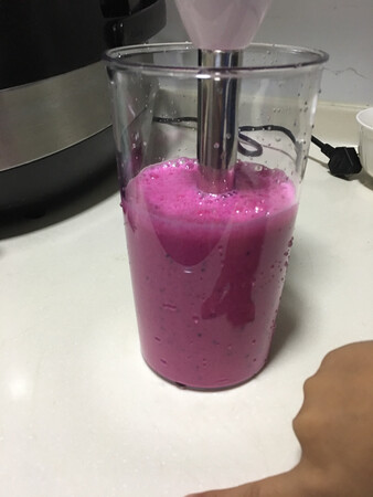 囤货的，测试了一下榨果汁，速度快，清洗方便，点赞?