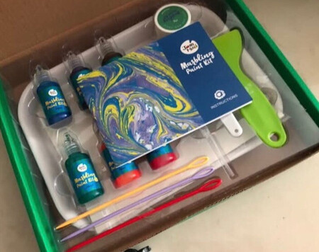 包装完好，快递速度也不错，具体还没用，等暖和点再用