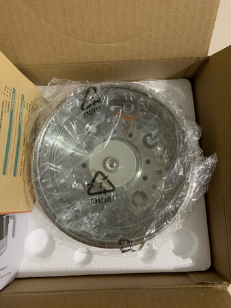 小熊这款煮面锅很好用，特别适合一个人用，非常方便快捷，唯一缺点就是旋扭紧，不好拧。