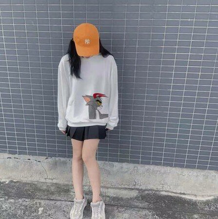 衣服很好看，质量很好，很值，性价比高。