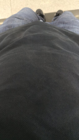 衣服穿着才几次，颜色就开始掉色