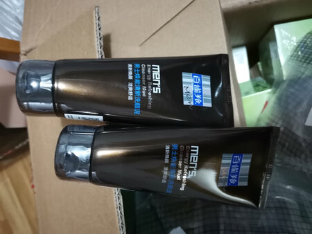 适合肤质：很喜欢，很习惯百雀羚的产品，不忘初心牢记使命的使用百雀羚