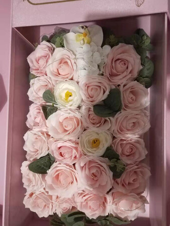 送给女性长辈的，发货挺快的，对方收到很满意，说非常喜欢，包装也很漂亮。