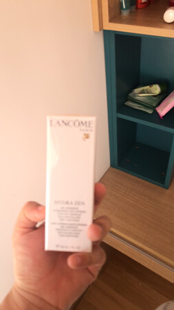 很滋润皮肤感觉特别好。舒服。好用