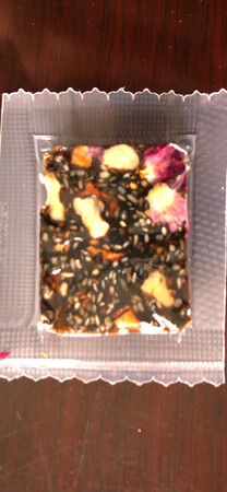 商品很棒，口感也不错，包装精美，朋友们很喜欢…