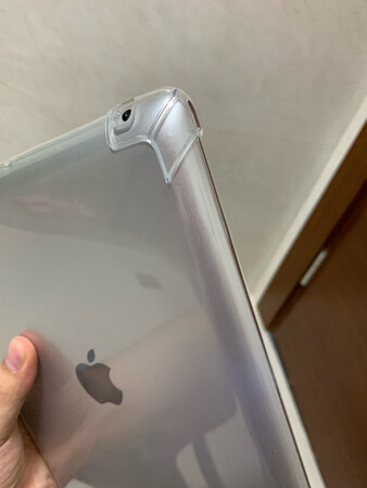 还以为买不到ipad4型号了，结果还有！谢谢啦，质量超棒，我七年的ipad4还是如此新，前几年真的太爱惜了！
