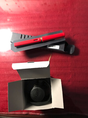 做工质感：好
颜值包装：简单
顺滑程度：不错
手感：不错