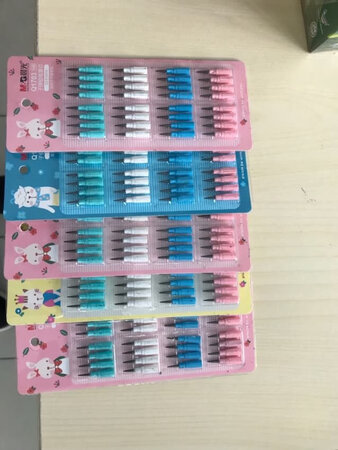 买了一个，给办公室用的，不过还没用，物流还可以，还有发票，虽然有一些小问题，都解决了，下次接着买这家的