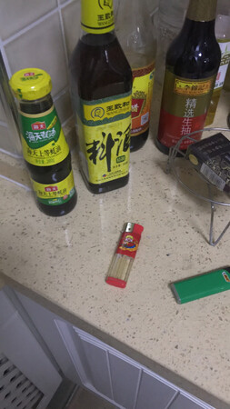 我们家的厨房用品，京东超市都包了，每次需要凑单的时候，有小红包都会买点佐料回来。