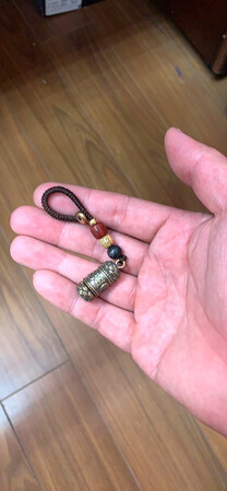 很漂亮，精致，送人很好