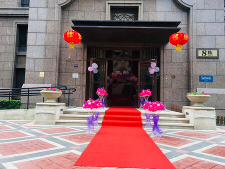 烘托气氛，现场国庆效果不错