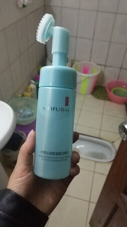 用完皮肤不干，不过敏，很好
