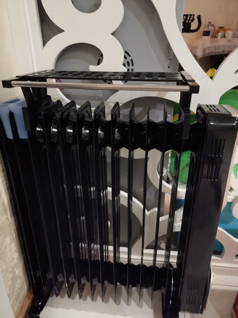 先锋老品牌值得信赖，外观大气，遇上双11活动，一次性买了三台，希望可以多用几年，快递送货速度很快，11号下单，12号就到了，关键是有一台送到乡下老家也是速度很快，之前买的一台用了五年，希望这三台也都可以多用几年，当然，取暖效果也是很棒的，希望老品牌可以一直做下去。