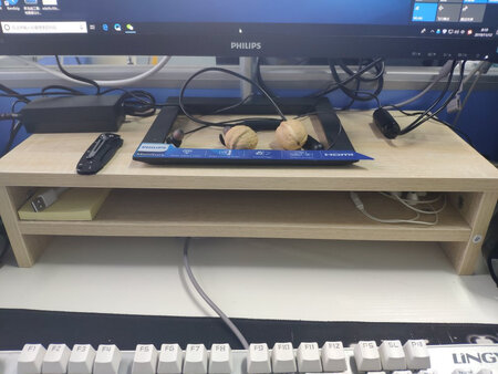 安装方便，简单便捷，再不不用低头，不错。