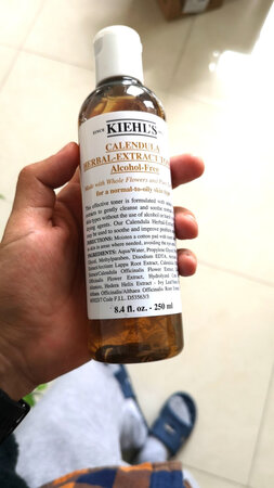 补水效果：特别好
使用效果：祛痘效果很好，金盏花完美