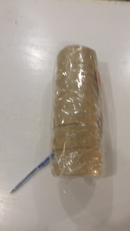 第一次在网上上当的感觉，六十多块钱买的是12桶，但收到的是12卷。因为是急用所以在京东买的（明知道贵一点）但这个贵的也太离谱了吧？看看你们详情是怎么介绍的？骗人！为了几十块钱，至于吗？