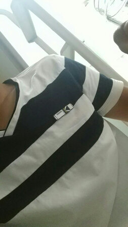 很衣服满意，物流也很快，会在次购买