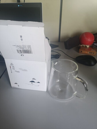 快递速度快，小哥态度好，包装完整，杯子漂亮。