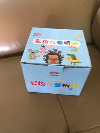 第二次买了，特别适合给孩子折东西。