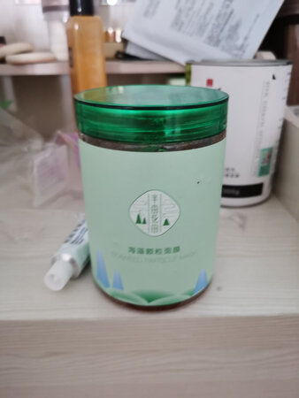物流速度非常快头天晚上下单第二天就到了，收到马上就用了补水效果非常好，出胶很好，很满意