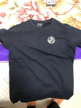 衣服很好看，穿身上很舒服，大牌子值得信赖。