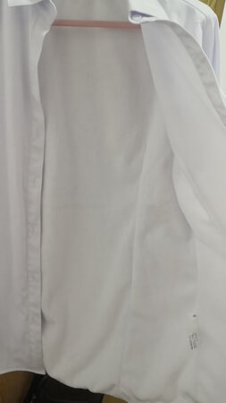 还没有穿，洗了也没有缩水，这个价格这个质量可以，里面的绒也可以