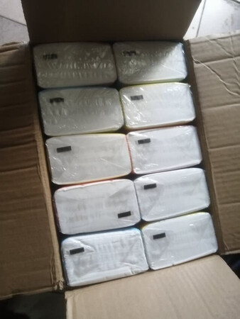 纸巾买过太多次了，用的方便，还不贵，京东很快