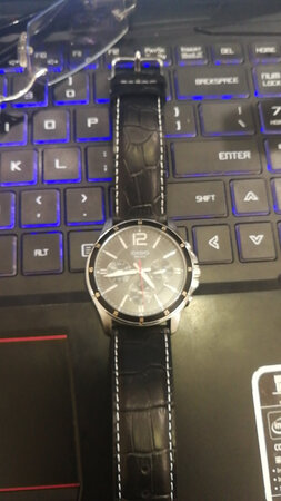 手表很不错，非常漂亮，客服欣欣也很用心的解答，完美的的购物体验
