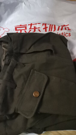 刚刚收到，感觉还行，现在穿可能有点厚，快递很给力，京东快递就是一个快