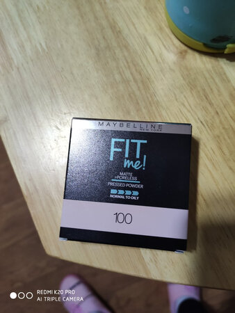 一直在京东买美宝莲，比商场活动力度大。
