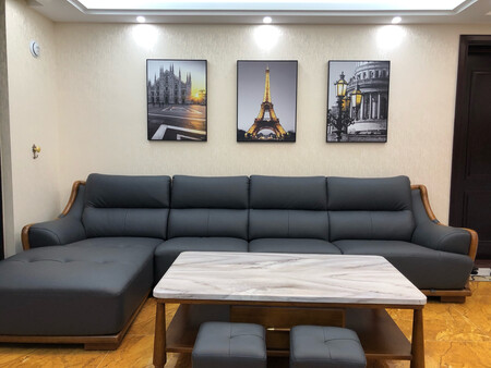 适用场景：忙了个把小时终于挂上了客厅挂画。包装严实，画质清晰鲜明。质量很好！