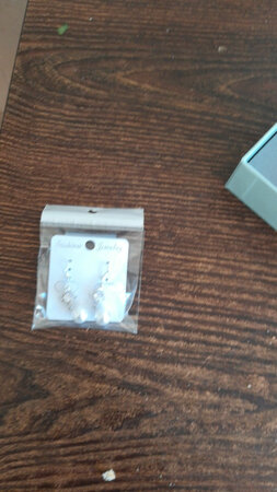 宝贝收到了，物超所值，物流真快，给快/递小哥点赞！下次再光顾的！
