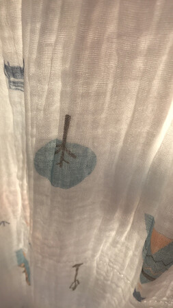 摸起来真心舒服…本来给宝宝准备的，我都想多买来自己用了
