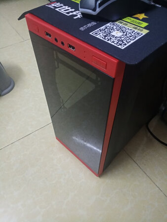 安装简单方便，之前公司买过，最主要的就是看起来外观可以，打游戏什么得都不差，总体体验可以，lol随便玩