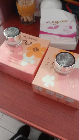 双十一买的，打了不少折扣，买了两件只要一件的价钱，谢谢店家还送了小礼物