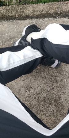 还是挺不错的，款式很好很合身