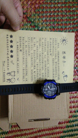 质量很好，手感也很好，磨砂的，不会粘汗，还发的顺丰，值得购买，还有很诚恳的感谢信，细节成就未来
