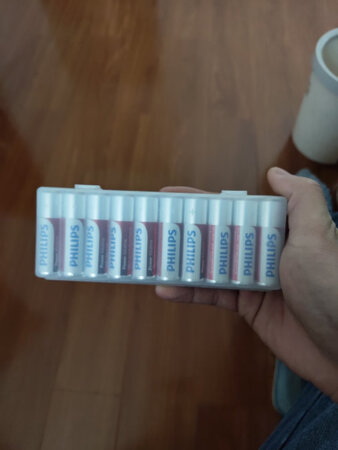电池电量：挺足的
物流时效：挺快的
包装外观：挺好的