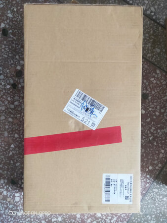 为了我12号能试机，店铺发的顺丰快递，11号晚就收到了。差一根卡农转接线，店铺答应补发。画筒没有防尘罩，店铺也答应送。客服非常好，效果没线就只能下次再试再追评啦