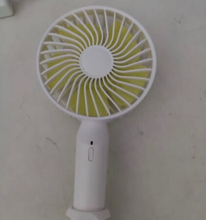 包装完整，送货也很快，东西不错的，可以。