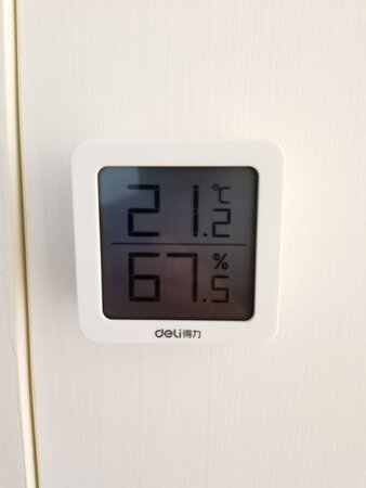 做工质感：小巧精致
尺寸大小：非常合适
耐用度：才开始用
手感：不错
其他特色：物流很快，安装方便，大品牌