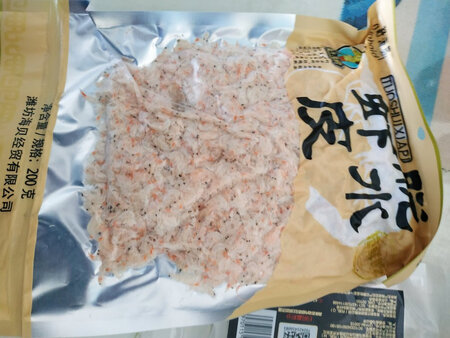 昨天去超市逛了半天，比较了一下还是京东的东西便宜，再加上又有优惠券，买了花生酱，老干妈，紫菜，虾皮，腐竹，醋，等等……越来越喜欢京东购物了，大冬天的不用往外跑，送货上门，为什么写这么多字呢，他想让我成为评价官啊。
