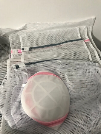 洗衣袋买过好多次了，很好用，物廉价美，质量又好，使用方便，包装完好无损，物流又快，值得购买，不错不错！