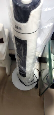外观设计：很小巧，非常喜欢。
取暖效果：也很不错，用来给宝贝洗澡用的。
安全设计：很安全