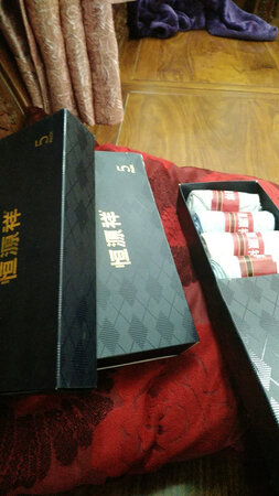 宝贝收到了。买了3合，送朋友的