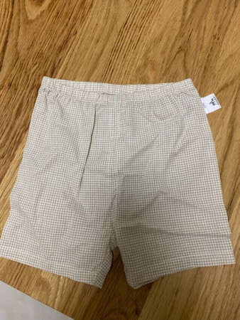 是纯棉的，就是裤腰有点肥