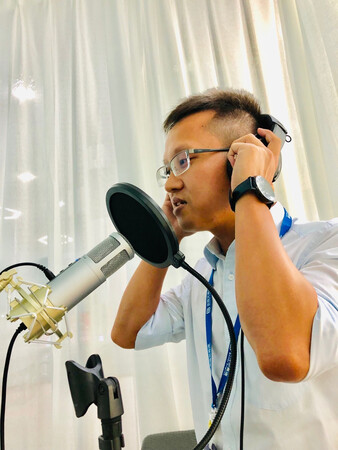 用起来还不错，主要用来录音。大家可以试试。哈哈哈哈哈